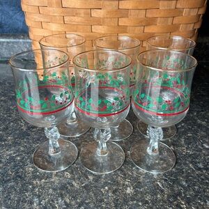 6 Libbey Arby’s Holly Berry wine glasses bow stem Christmas Holiday